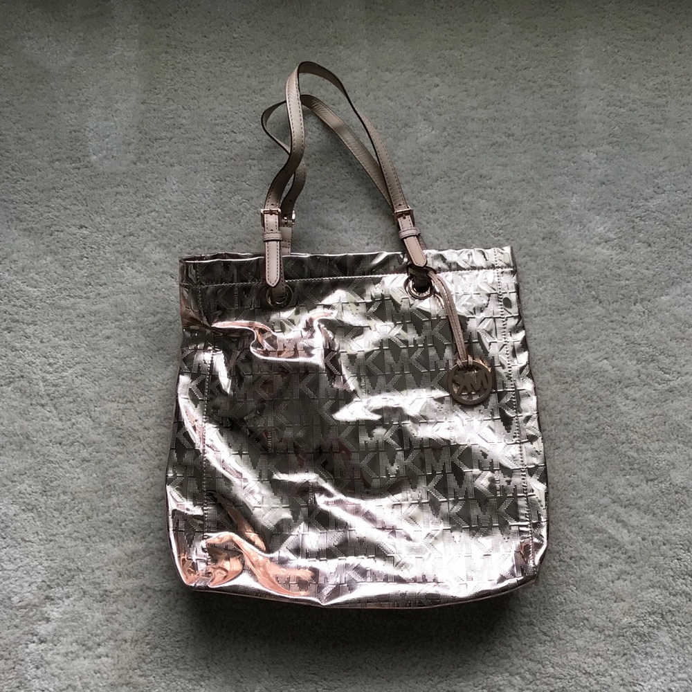 Michael Kors Bag in Rose Gold